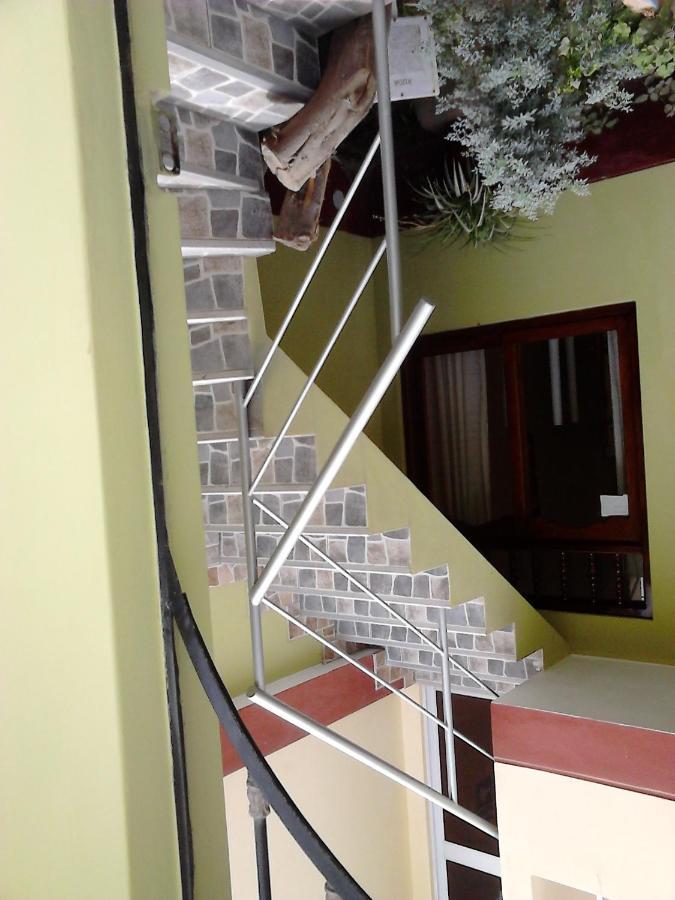 Hostal Geminis San Juan Bautista 外观 照片