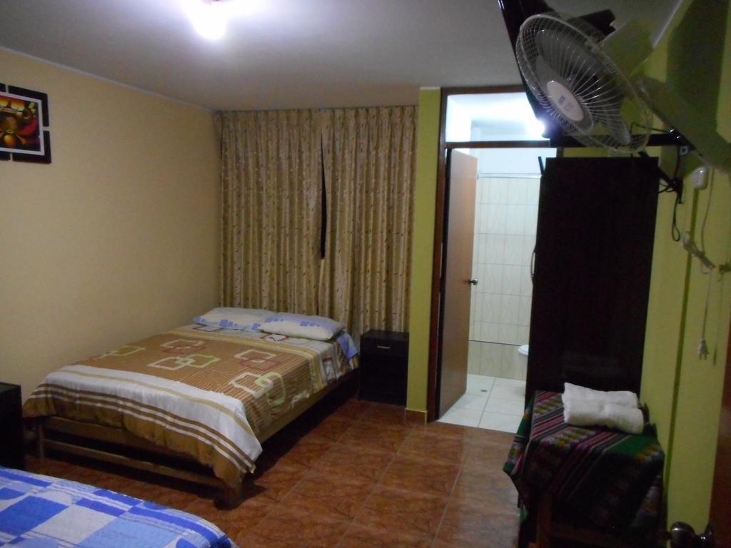 Hostal Geminis San Juan Bautista 外观 照片