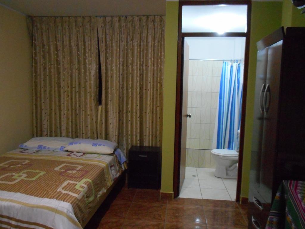 Hostal Geminis San Juan Bautista 外观 照片