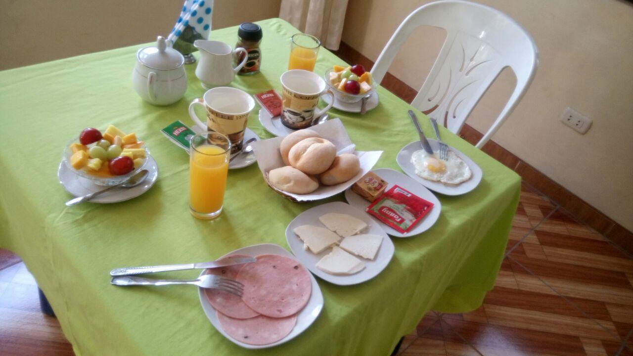 Hostal Geminis San Juan Bautista 外观 照片