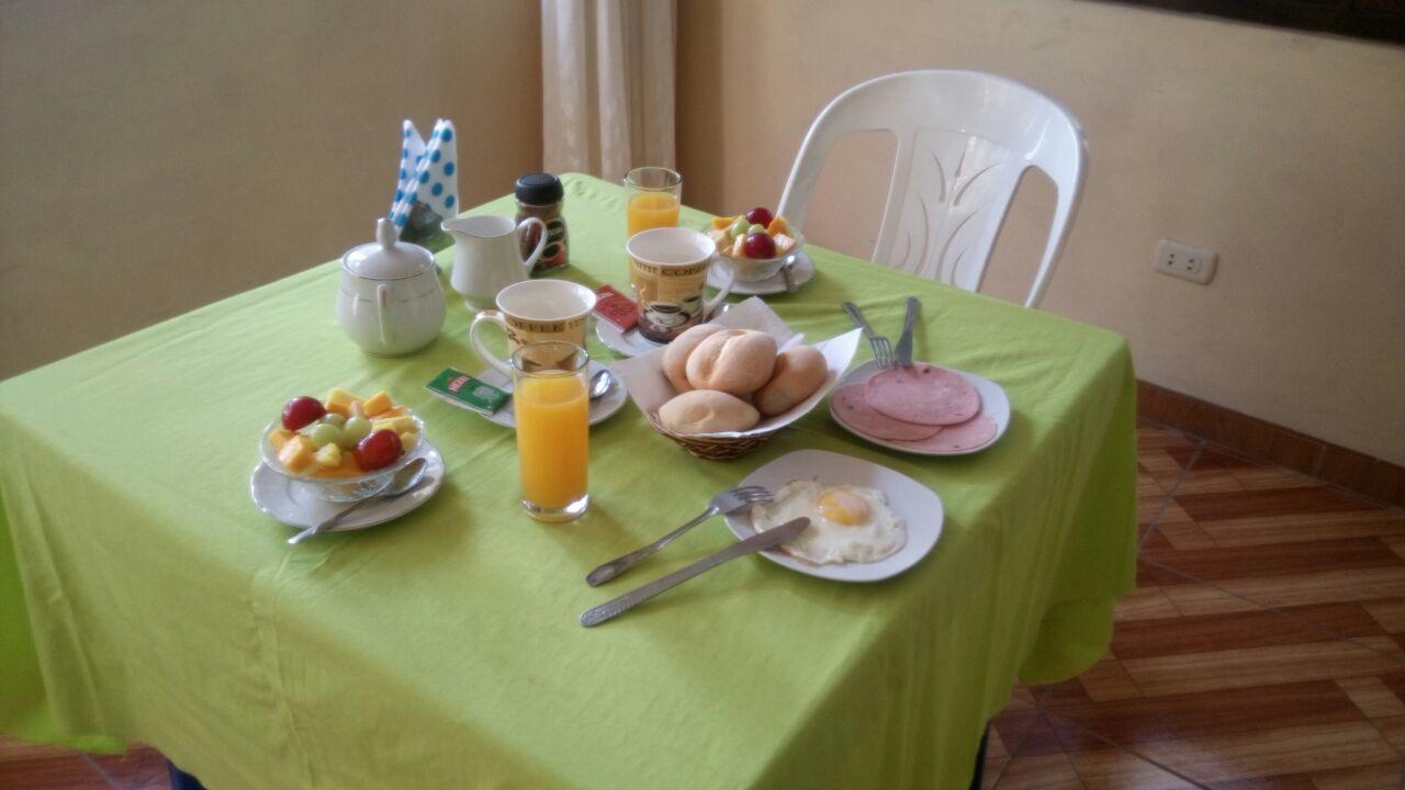 Hostal Geminis San Juan Bautista 外观 照片