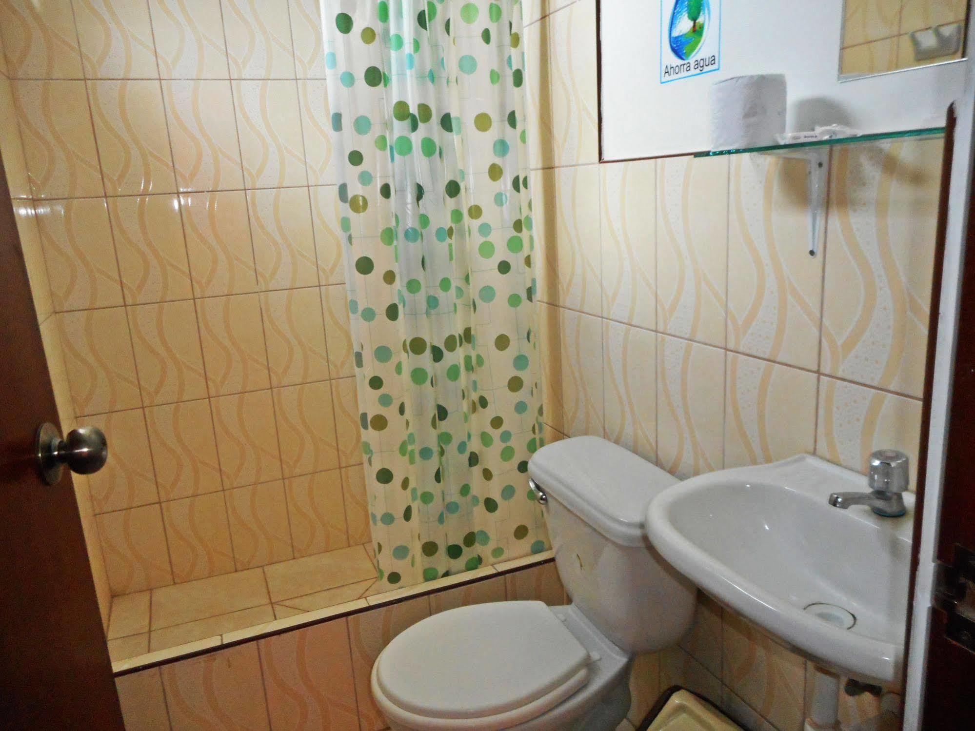Hostal Geminis San Juan Bautista 外观 照片