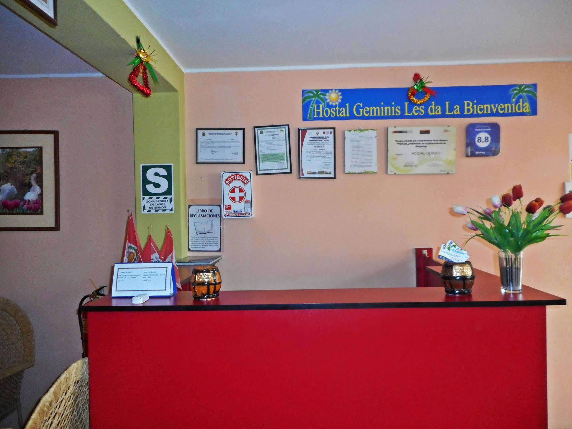 Hostal Geminis San Juan Bautista 外观 照片